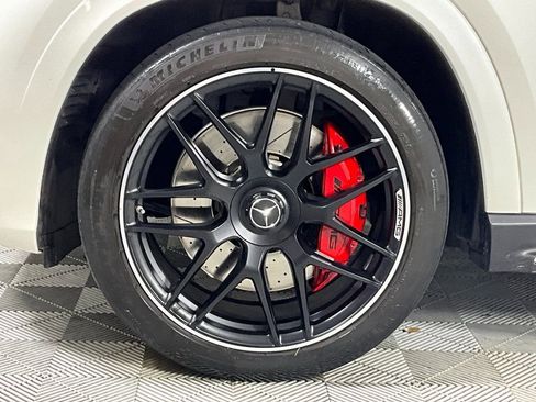 Used 2024 Mercedes-Benz GLE 63 AMG S w/ Driver Assistance Package image 29