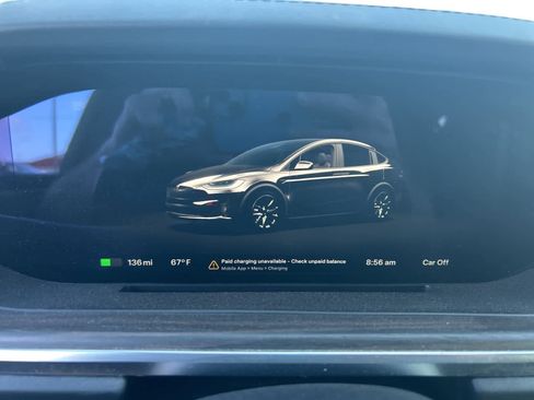 Used 2022 Tesla Model X image 28