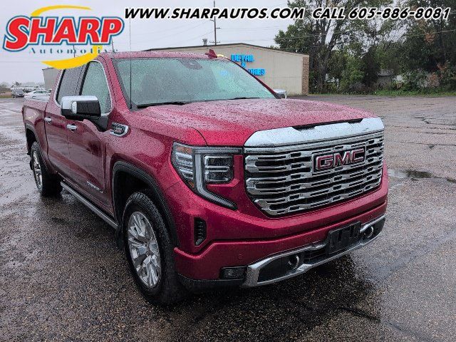 Used 2022 GMC Sierra 1500 Denali AWD/4WD image 1