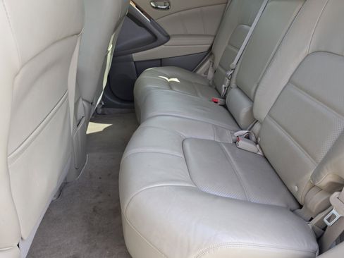 Used 2011 Nissan Murano LE AWD/4WD image 12