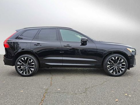 New 2026 Volvo XC60 B5 Ultra w/ Protection Package Premier image 8