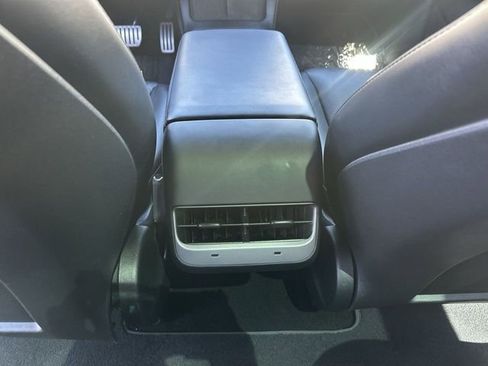 Used 2023 Tesla Model 3 Performance image 21