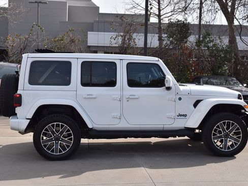 Used 2024 Jeep Wrangler High Altitude image 6
