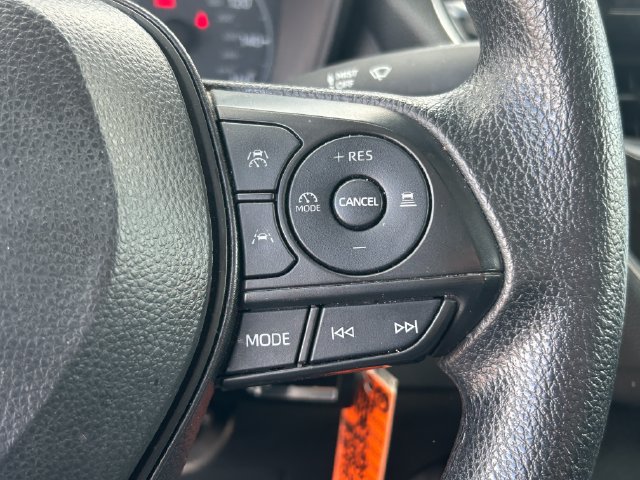 Used 2024 Toyota Corolla LE FWD image 18