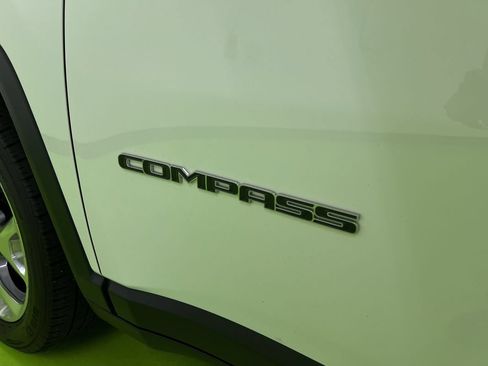 Used 2020 Jeep Compass Limited AWD/4WD image 15