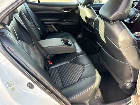 Used 2023 Toyota Camry SE FWD image 17