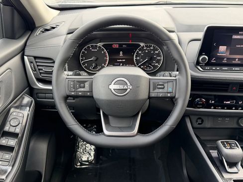 New 2026 Nissan Rogue SV w/ Cold Weather Package FWD image 19