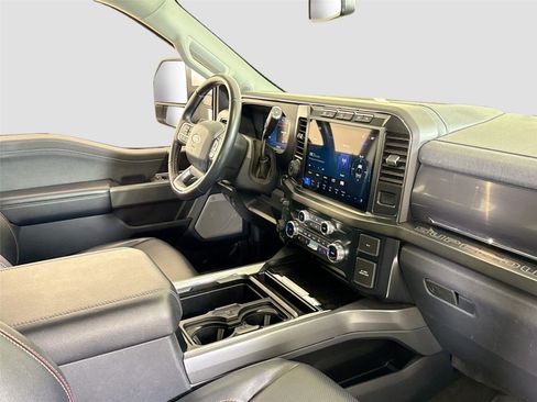 Used 2023 Ford F250 Lariat w/ Lariat Ultimate Package AWD/4WD image 32