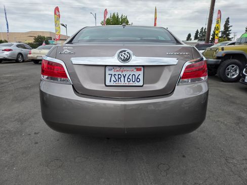 Used 2011 Buick LaCrosse CXL w/ Entertainment Package FWD image 3