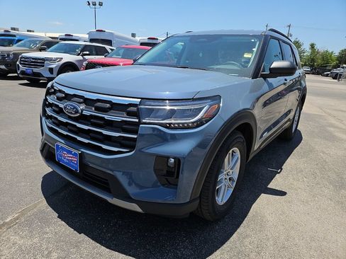 New 2026 Ford Explorer Active w/ Active Comfort Package RWD image 4