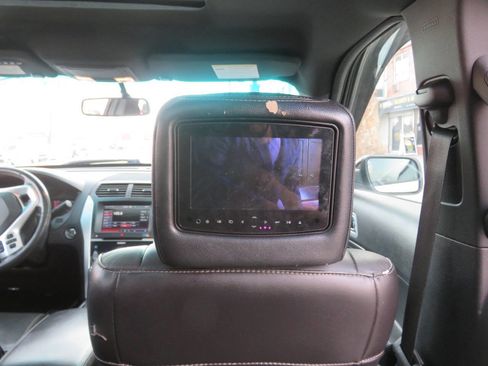 Used 2015 Ford Explorer Sport w/ Equipment Group 401A image 23