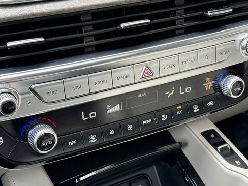 Used 2022 Kia Telluride EX w/ EX Premium Package image 28