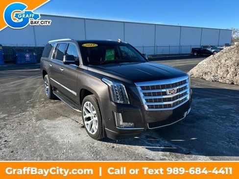 Used 2017 Cadillac Escalade ESV Luxury image 7