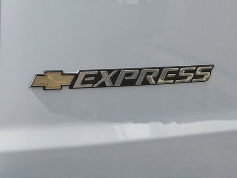 New 2026 Chevrolet Express 2500 Extended w/ Driver Convenience Package RWD image 9