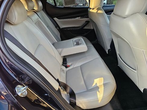 Used 2019 MAZDA MAZDA3 Base image 21