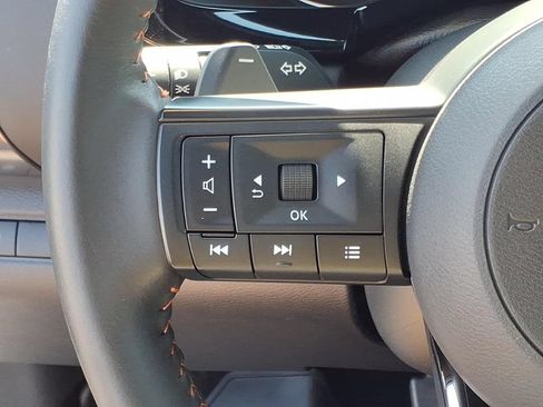 Used 2024 Nissan Pathfinder Rock Creek AWD/4WD image 17