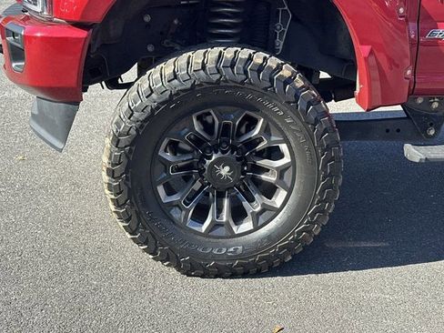 Used 2020 Ford F250 Lariat w/ Lariat Ultimate Package image 13