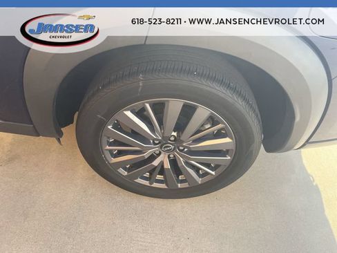 Used 2023 Nissan Pathfinder SL w/ SL Premium Package AWD/4WD image 33