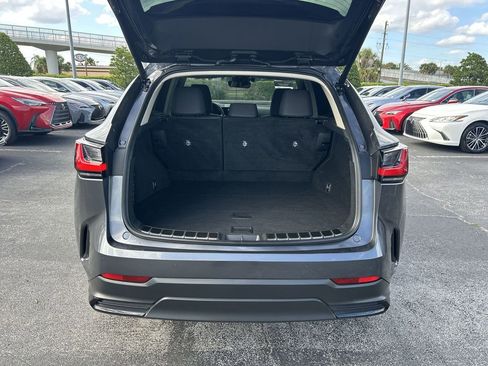 Used 2025 Lexus NX 250 FWD w/ Towing Package (2000 Lbs) image 13