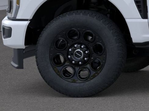 New 2026 Ford F250 XLT w/ XLT Premium Package AWD/4WD image 19
