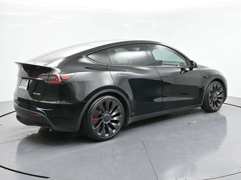 Used 2024 Tesla Model Y Performance image 7