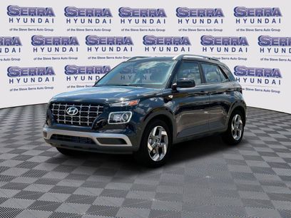 New 2025 Hyundai Venue SEL