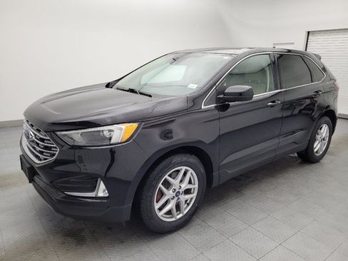 Used 2022 Ford Edge SEL w/ Convenience Package image 2