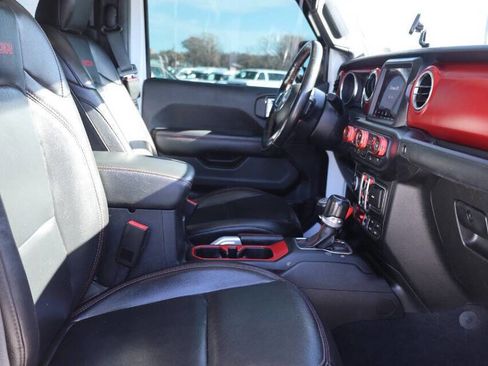 Used 2020 Jeep Gladiator Rubicon image 14
