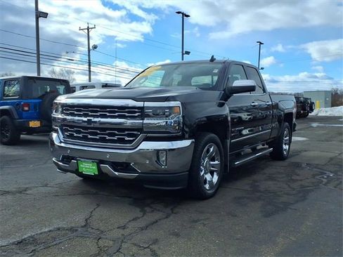 Used 2018 Chevrolet Silverado 1500 LTZ w/ Sport Package image 7