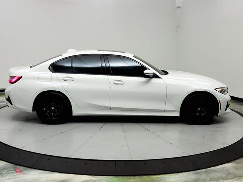 Used 2021 BMW 330i Sedan w/ Premium Package RWD image 4