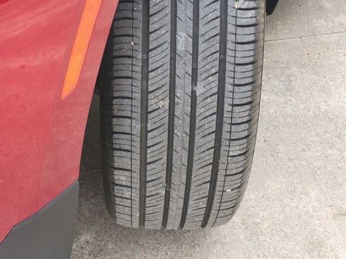 Used 2024 Chevrolet Equinox RS w/ RS Leather Package image 18