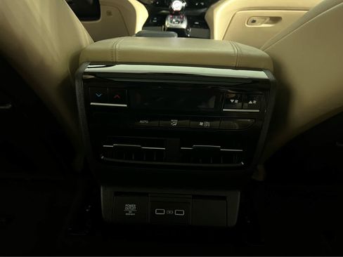 Used 2023 Acura MDX w/ Technology Package AWD/4WD image 11