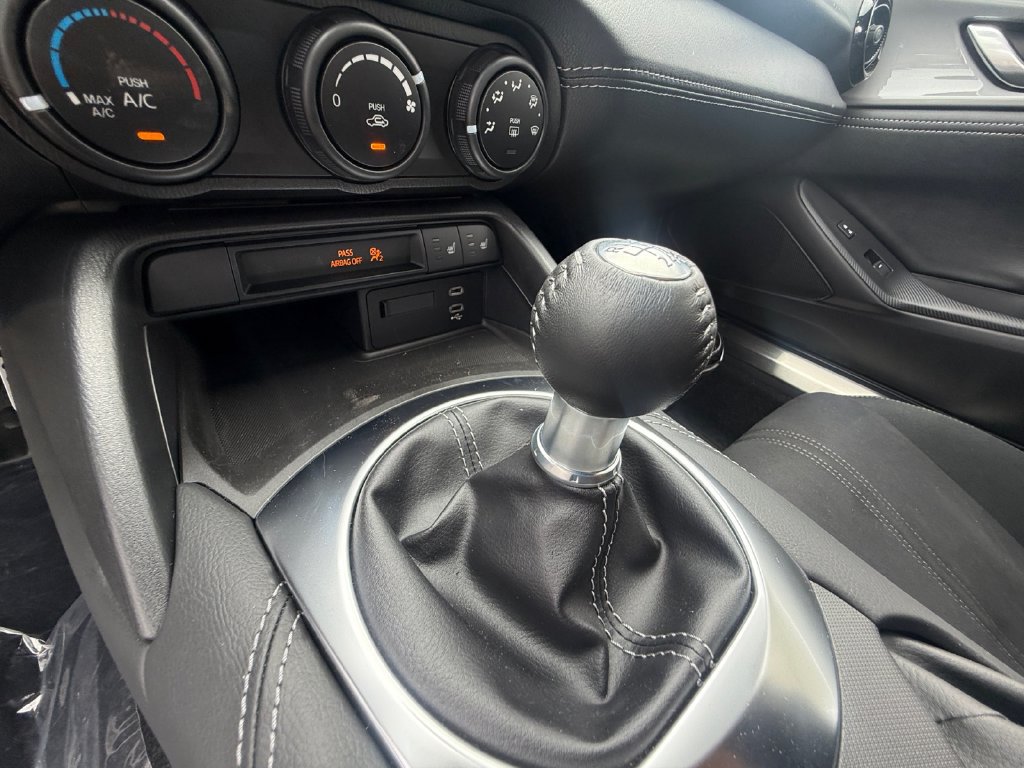 New 2026 MAZDA MX-5 Miata Club w/ Interior Package RWD image 20