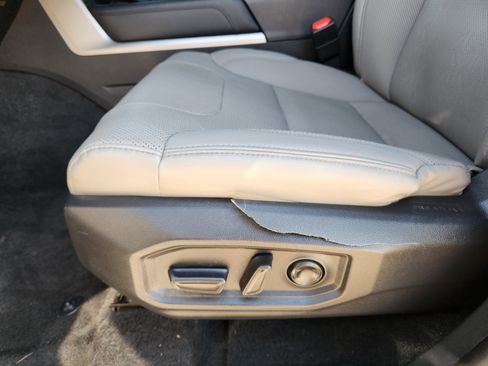 Used 2024 Toyota Tundra Limited w/ Power Package image 30