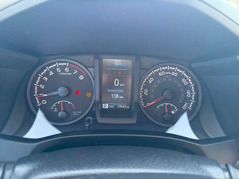 Used 2023 Toyota Tacoma SR AWD/4WD image 11