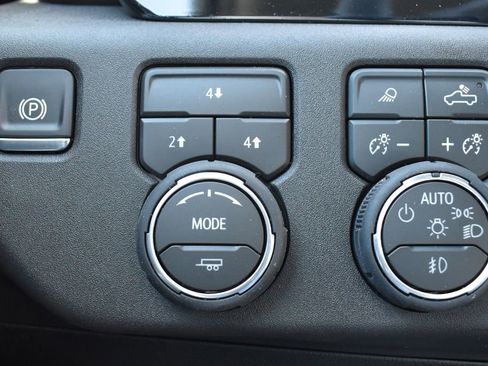 New 2026 Chevrolet Silverado 2500 LT w/ Trail Boss Package image 18