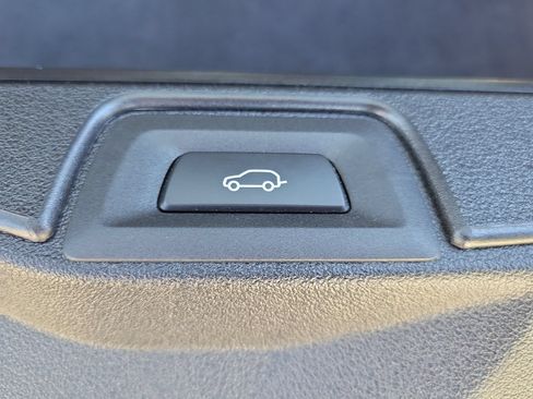 Used 2024 BMW X5 sDrive40i w/ Premium Package RWD image 14