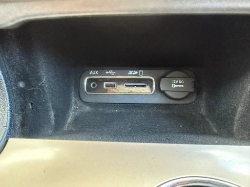 Used 2015 Jeep Grand Cherokee Limited w/ Luxury Group II AWD/4WD image 34
