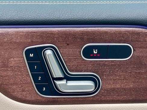 Certified 2023 Mercedes-Benz GLB 250 4MATIC image 35