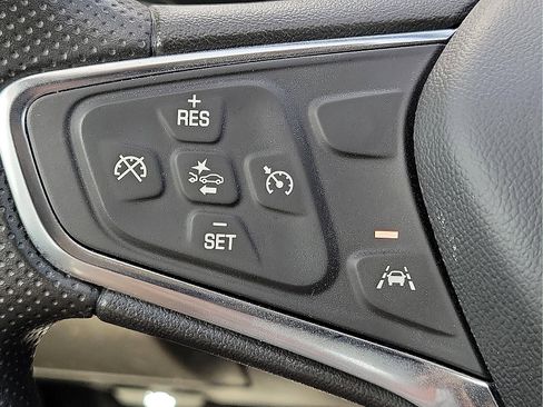 Used 2023 Chevrolet Malibu LT image 16