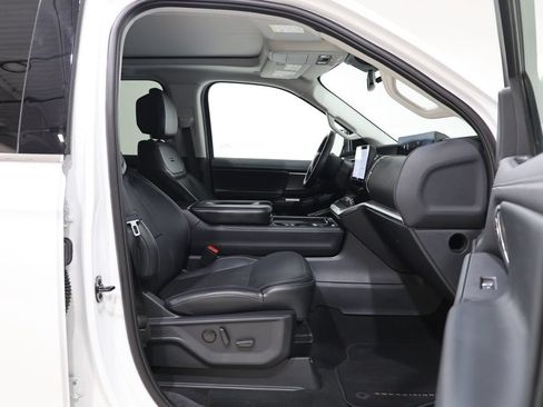 Used 2026 Ford Expedition Max Platinum AWD/4WD image 43