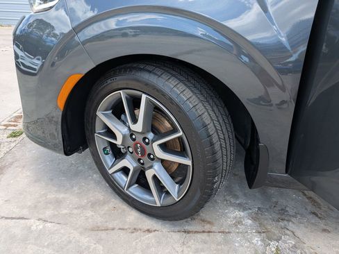 Certified 2022 Kia Soul Turbo FWD image 36