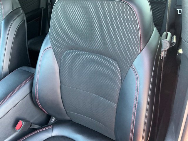 Used 2025 Ford Escape ST-Line Select AWD/4WD image 19