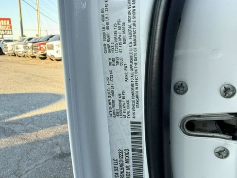 Used 2022 RAM 2500 Tradesman w/ Chrome Appearance Group AWD/4WD image 35