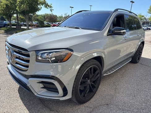 Used 2024 Mercedes-Benz GLS 450 4MATIC image 1
