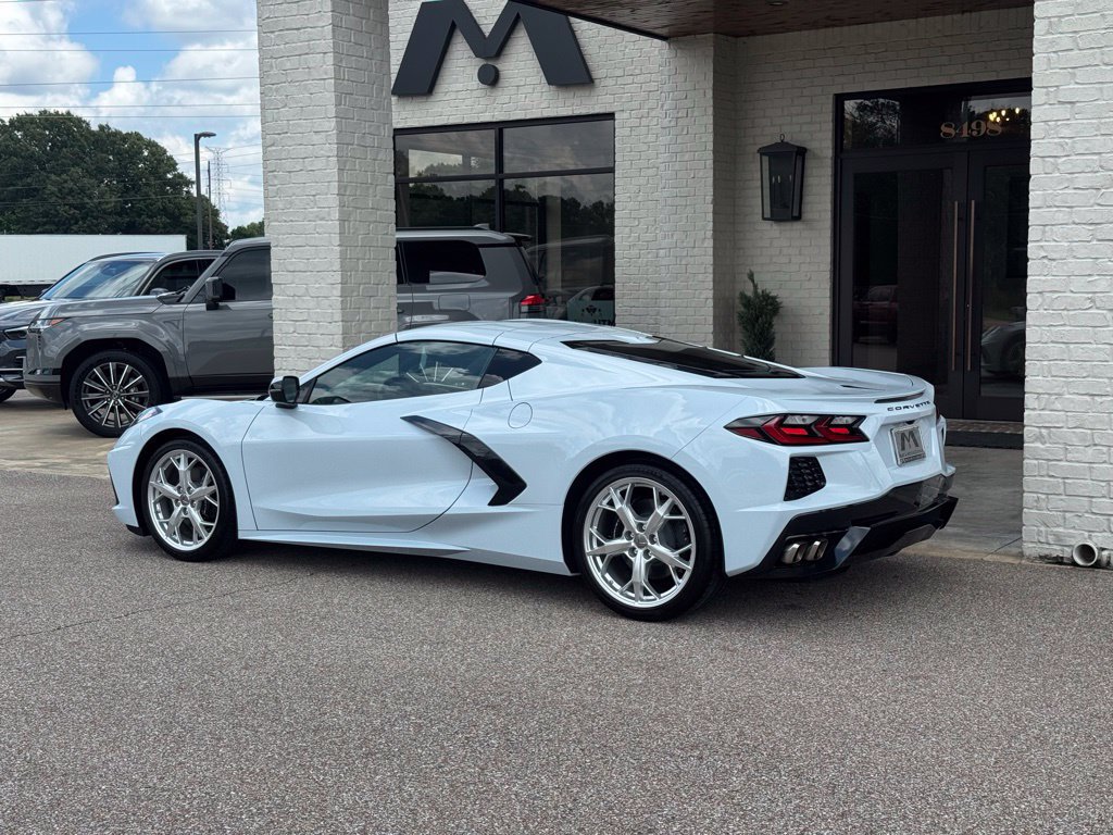 Used 2022 Chevrolet Corvette Stingray Preferred Cpe w/ Battery Protection Package RWD image 8