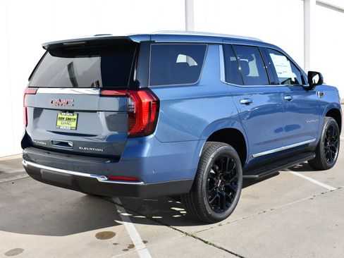 New 2026 GMC Yukon Elevation image 7
