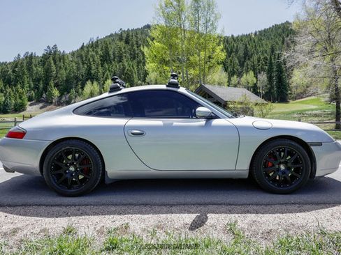Used 2001 Porsche 911 Carrera 4 AWD/4WD image 9