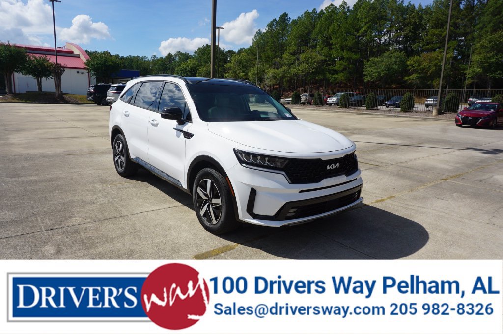 Used 2023 Kia Sorento EX w/ Panoramic Sunroof Package FWD image 1