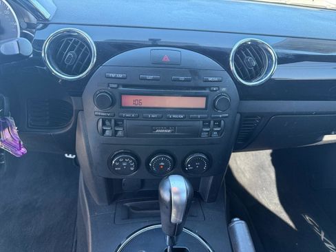 Used 2006 MAZDA MX-5 Miata Grand Touring w/ Premium Pkg image 14